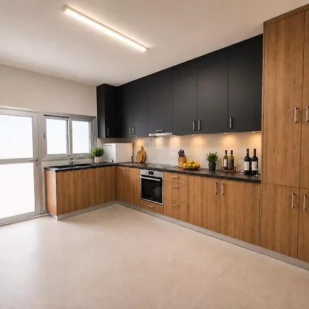 Apartman Beachfront With Sea View